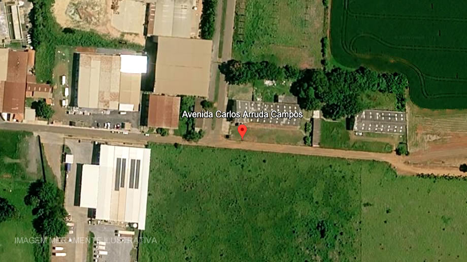 Terreno com 1.299,98 m² em Cesário Lange / SP