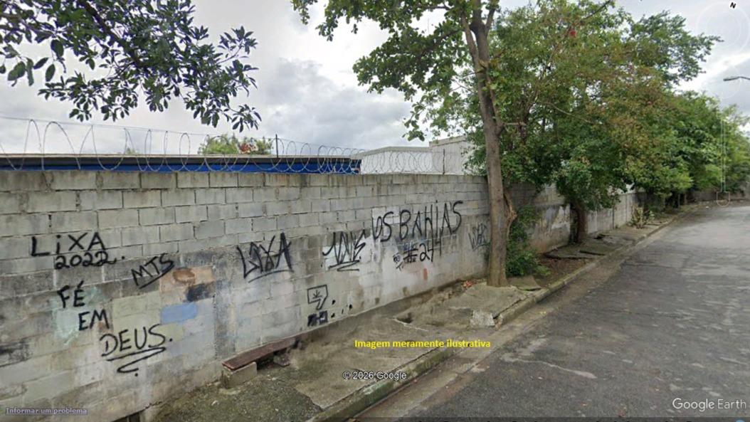 Terreno com 450m² em em Guarulhos/SP