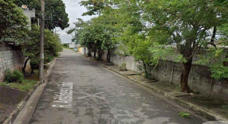 Terreno com 220,00m² L20 Q34 no Jardim Munhoz - Guarulhos/SP