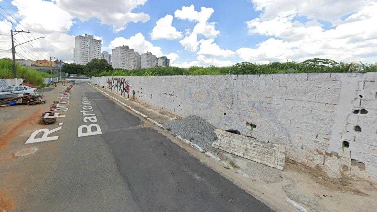 Gleba Urbana com 21.388,00m² na Vila Prudente  em São Paulo/SP