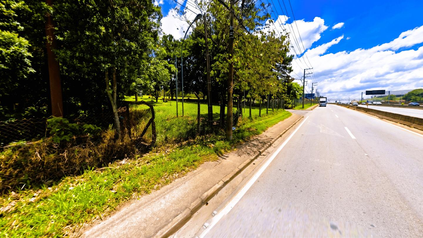 Prédio na Rod. Pres. Dutra Km 384 com 100.000,00m² em Guarulhos/SP