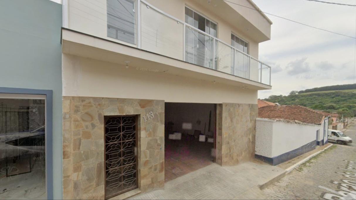Prédio Comercial com 90,00m² no Centro - Campanha/MG