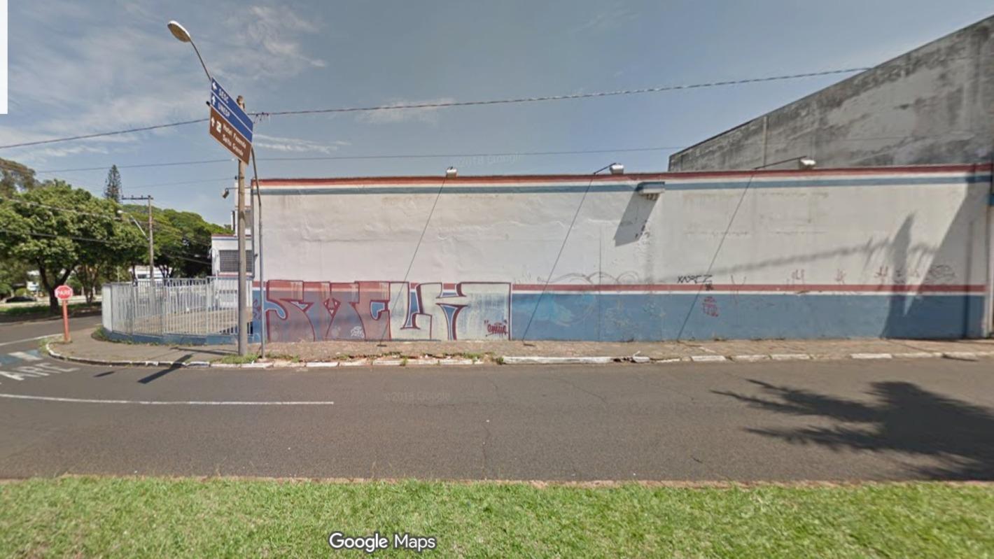 Prédio Comercial na Avenida Presidente Vargas, nº 1.794, esquina com a Rua Castro Alves – Araraquara/SP