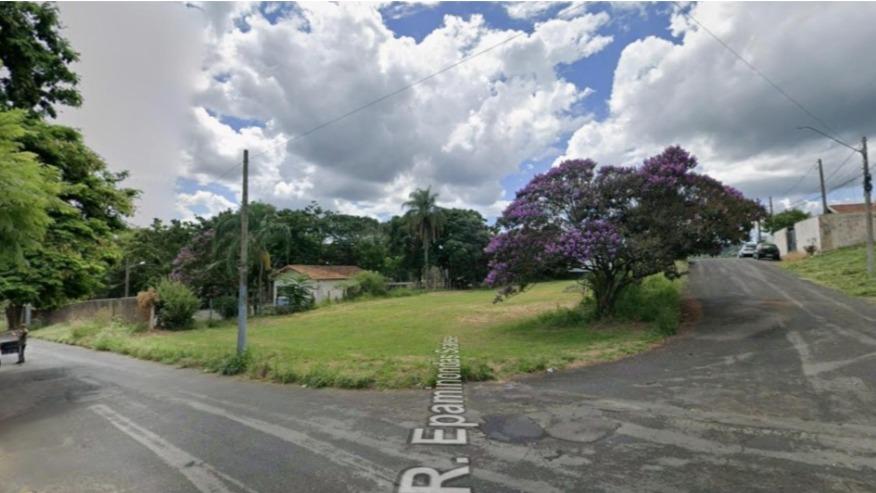 Lote com área de 1.225M² - Espirito Santo do Pinhal/SP
